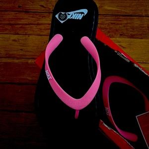 Womens flip flop size 7